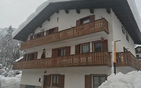 Casa Minela